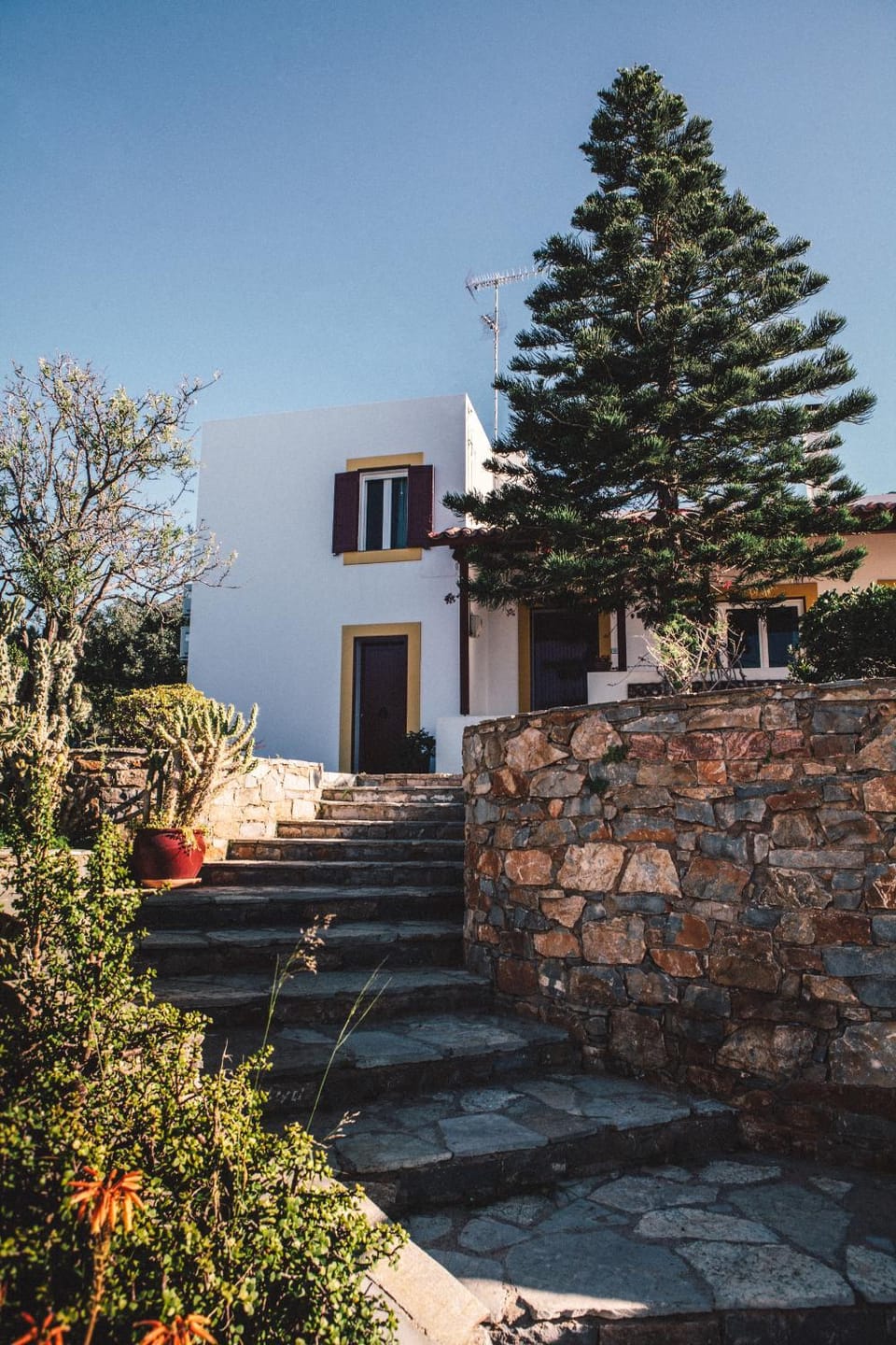 Patio, Facade/entrance, Garden, Balcony/Terrace