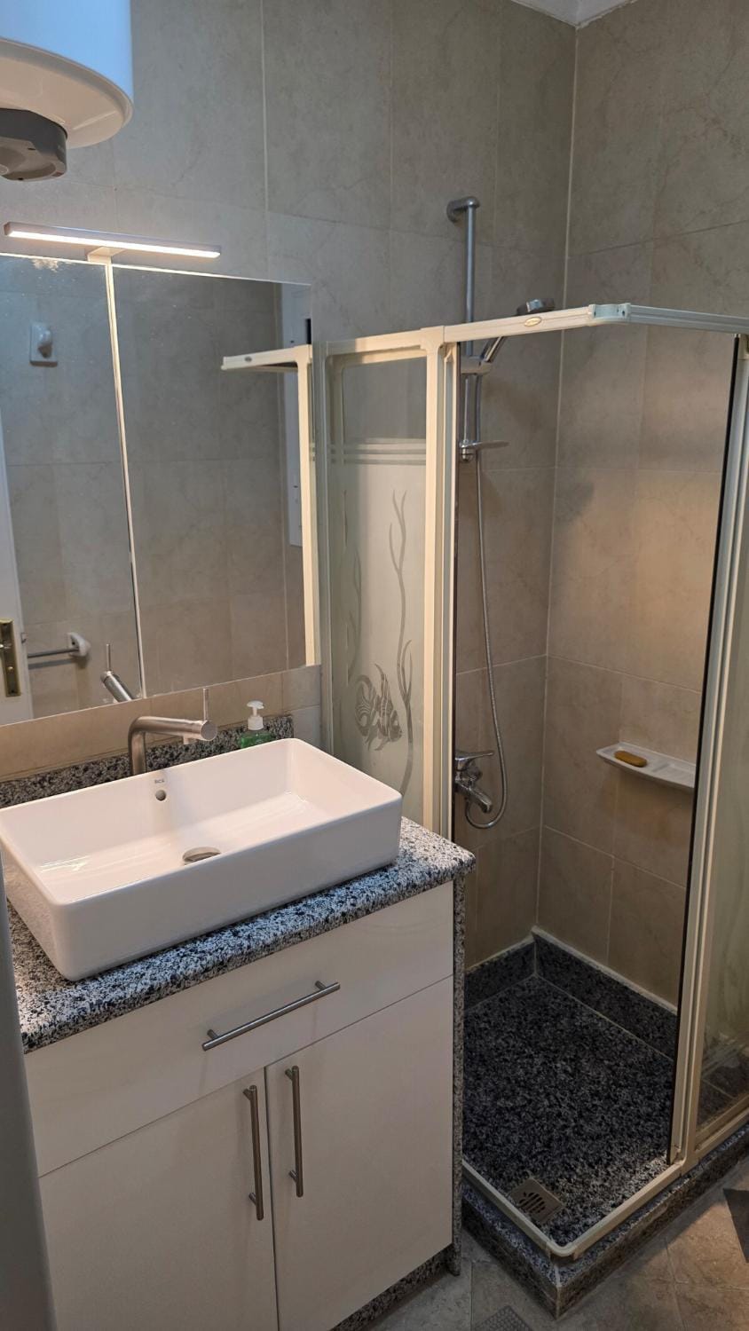 Riviera Rooftop Retreat Hot Tub Sleeps 6 Apartment in Sharm El-Sheikh