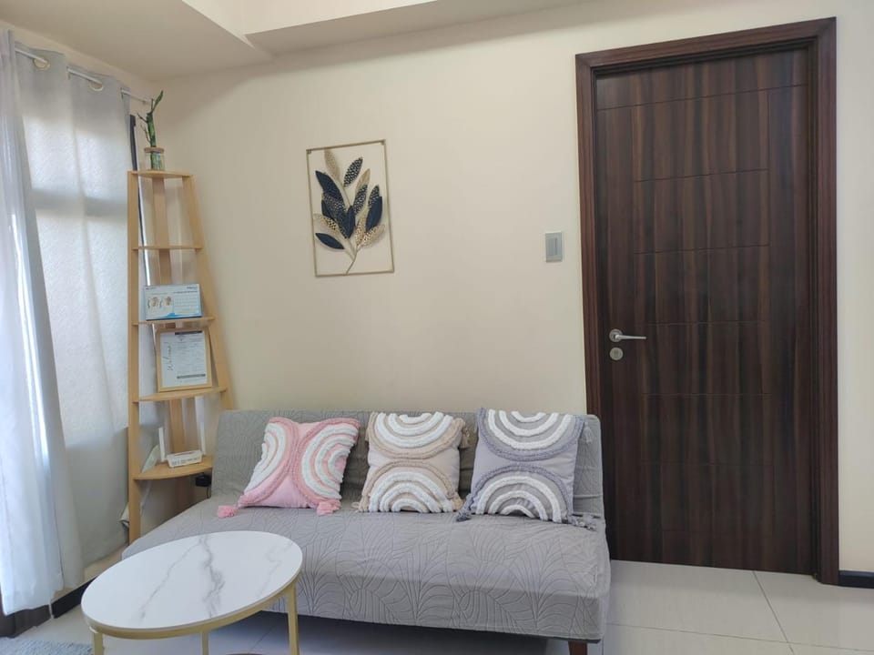 Seating area, internet