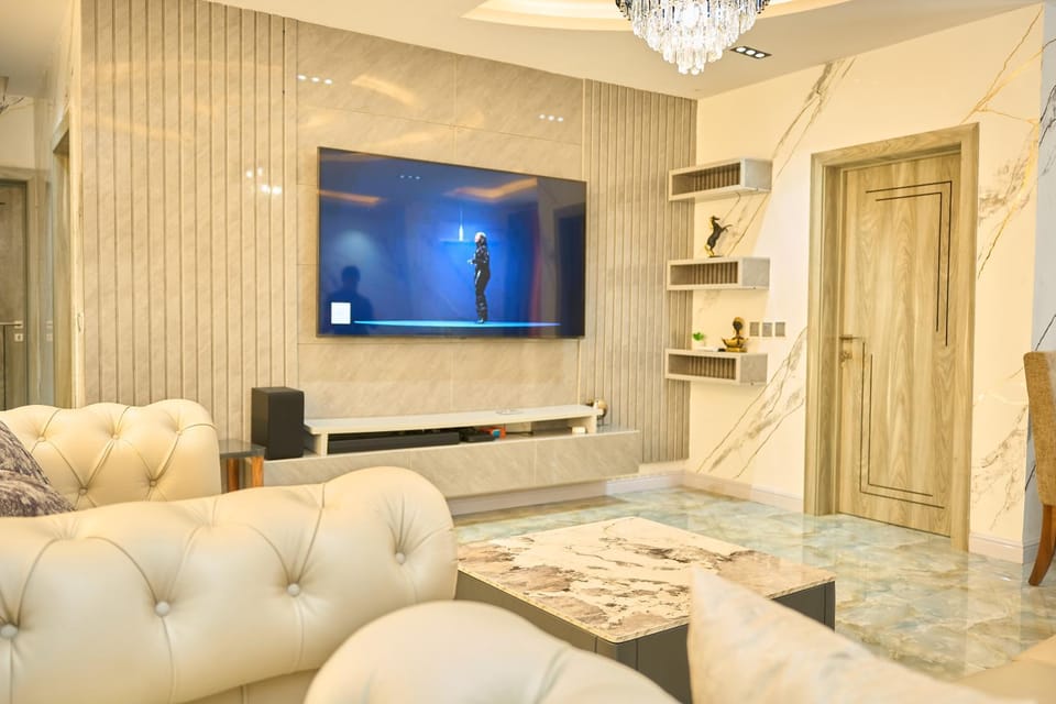 Ikeja GRA Royal Sky Suites 2 Apartment in Lagos