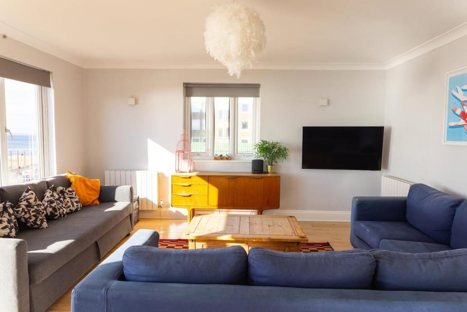 Pier View Penthouse by Brighton Holiday Lets Apartment in Brighton