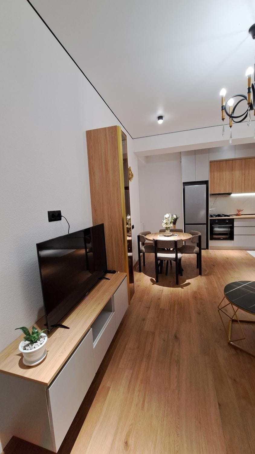 Modern 2BR Apartment with Big Balcony and Free Parking near Goodwill Apartment in Tbilisi, Georgia