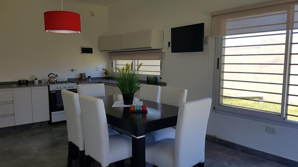 Communal lounge/ TV room, Kitchen or kitchenette, Living room, Meals