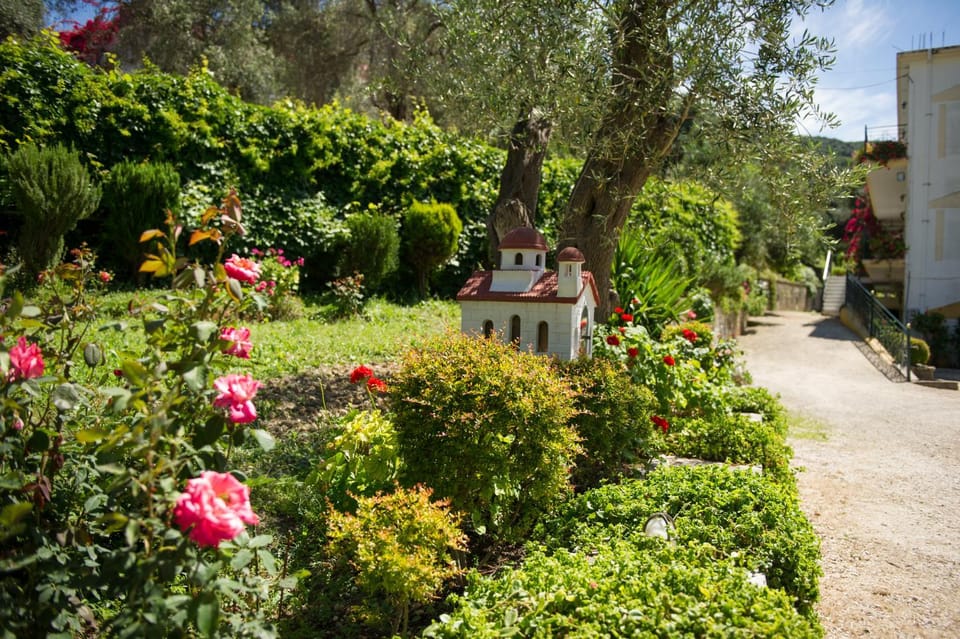 Day, Garden