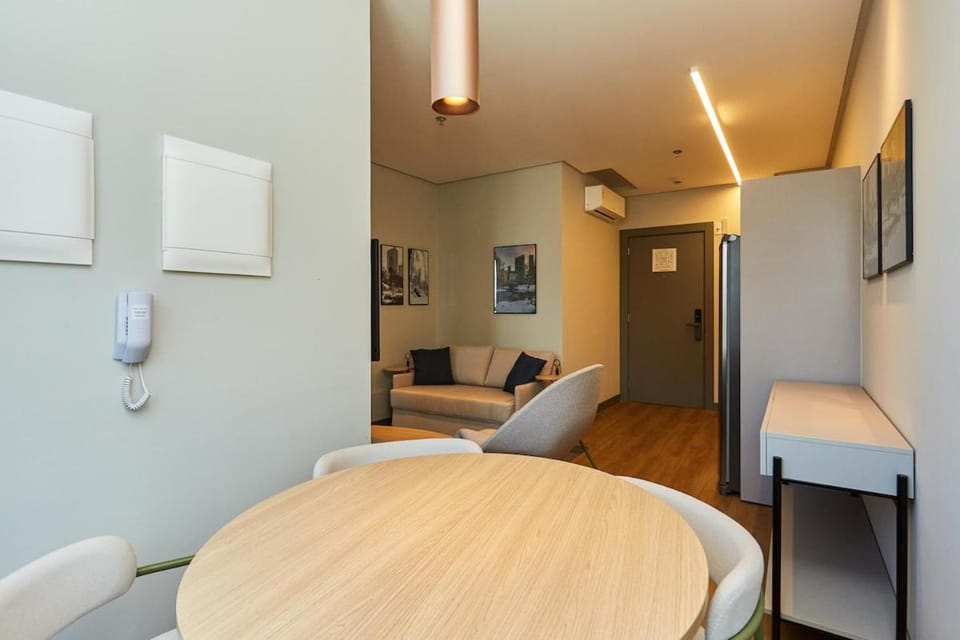 Flat para 4 em Meia Praia com piscina e garagem Apartment in Porto Belo