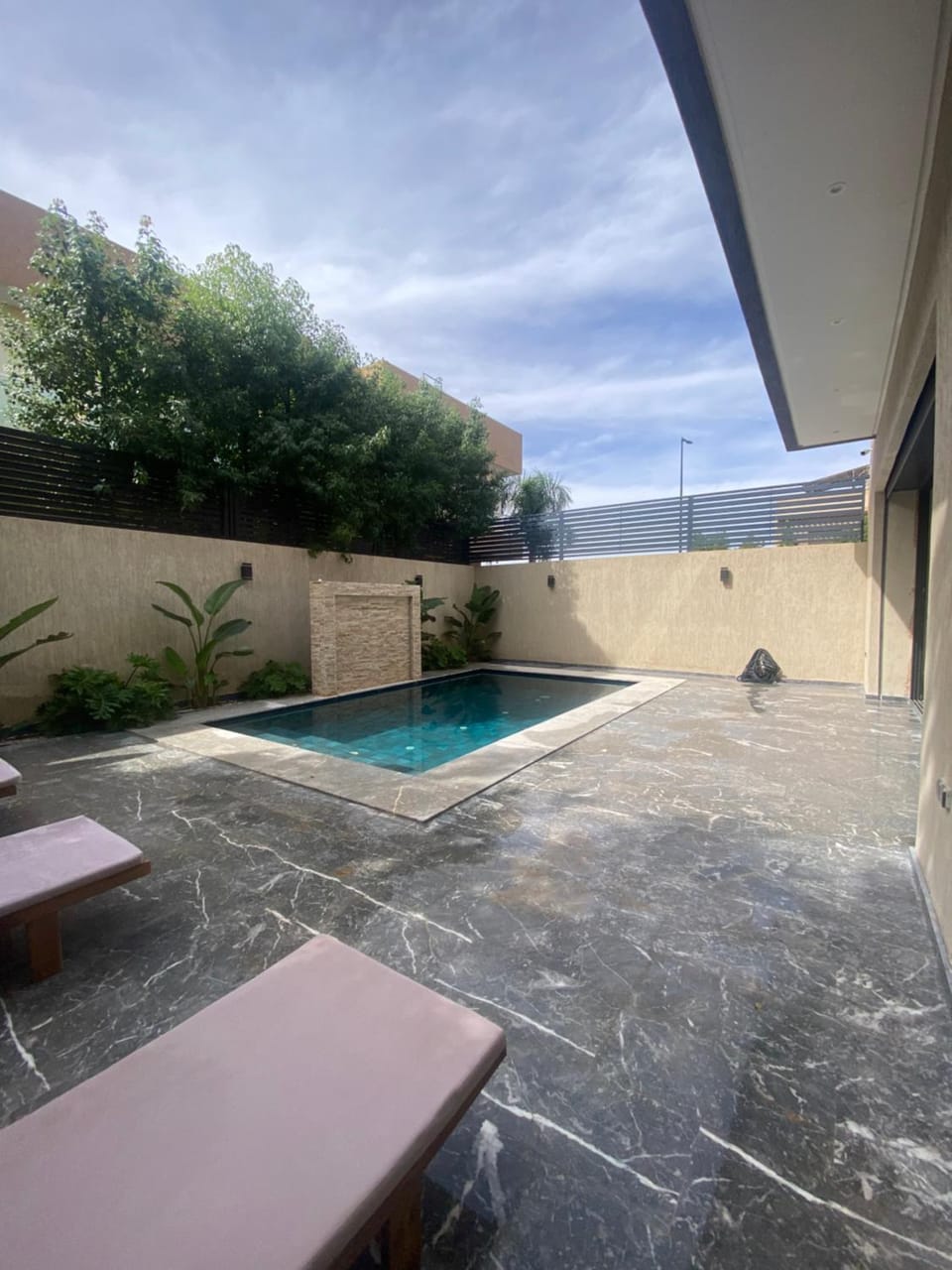 Swimming pool