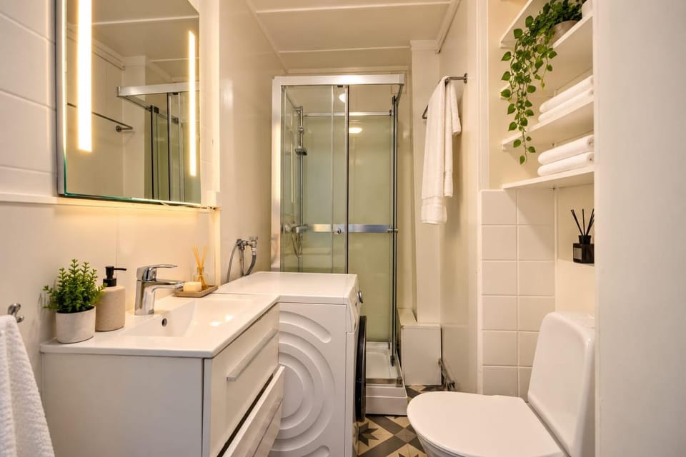 Toilet, Bathroom