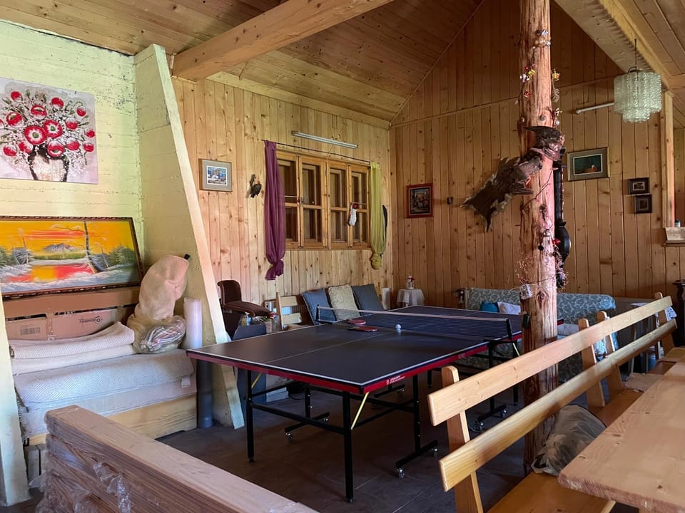 Red Chalet - Cabana roșie House in Romania