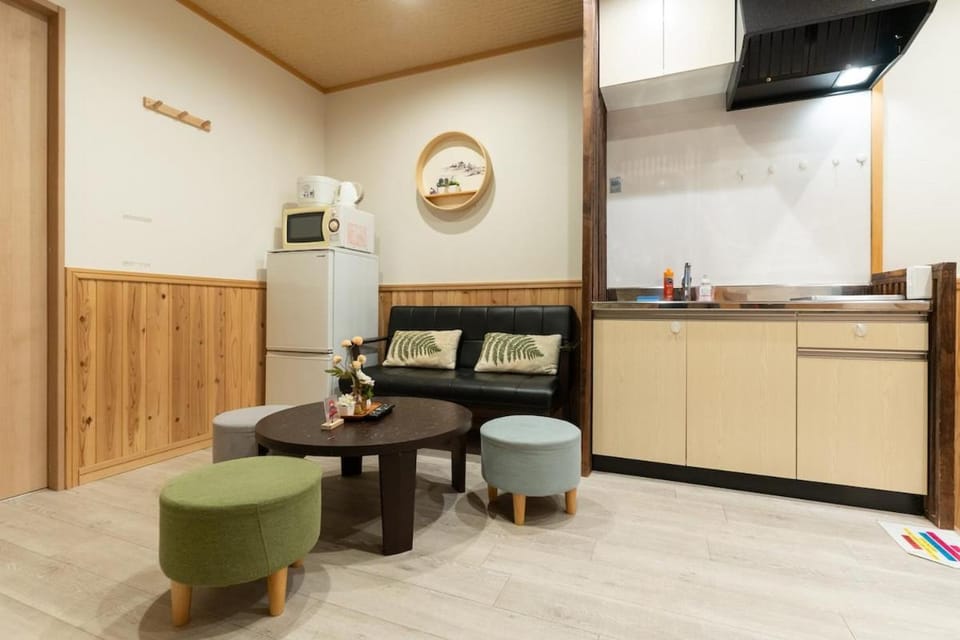 源隠の宿 天下茶屋 Genin no Yado Tengachaya House in Osaka