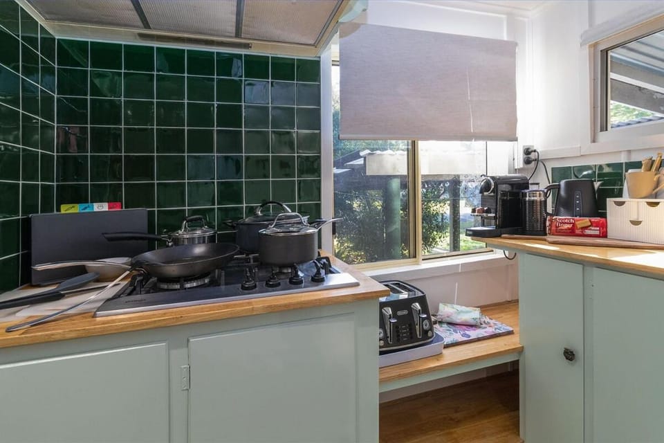 Retro Queenslander Urangan Cottage Near Beach House in Hervey Bay