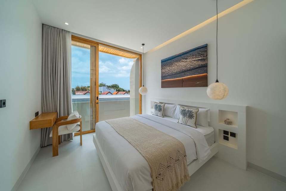 Coastal Drift - 2BR Bingin Villa, 4 Min to Beach Villa in Bali