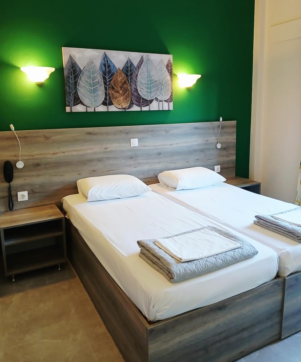 Hermes Hotel in Islands