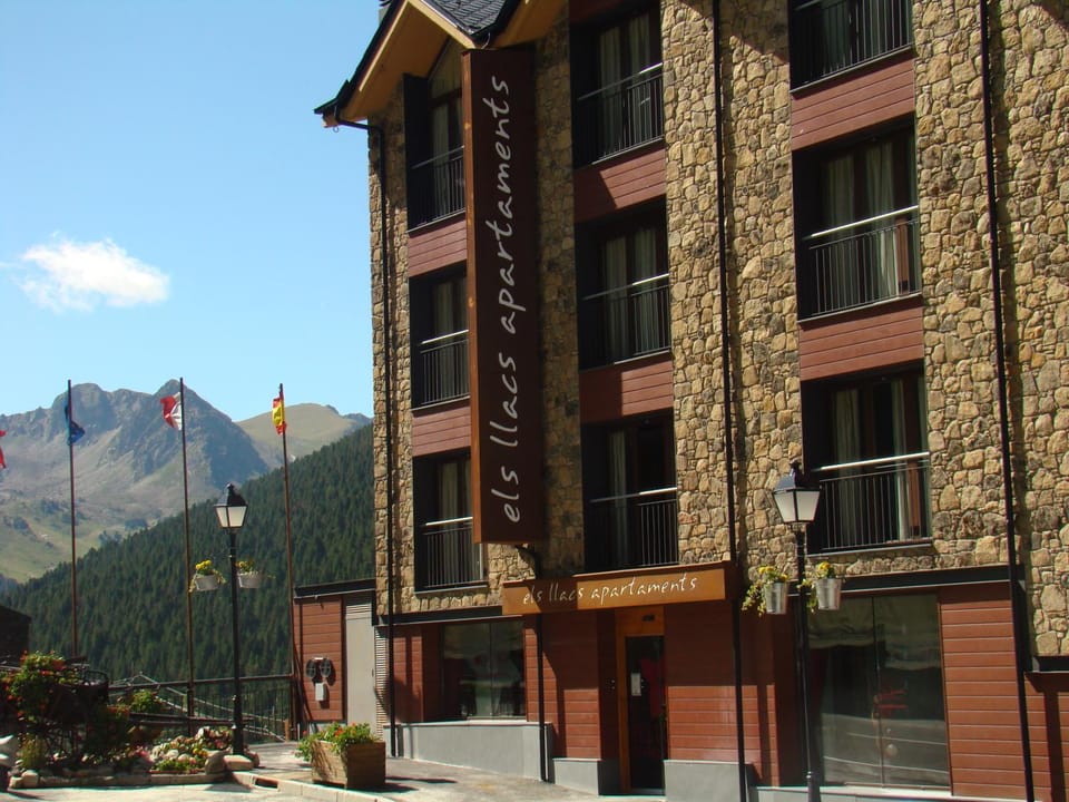 Facade/entrance, Summer