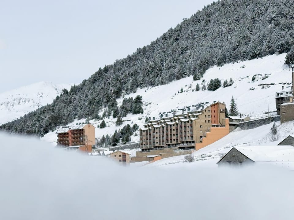 Property building, Winter, Mountain view