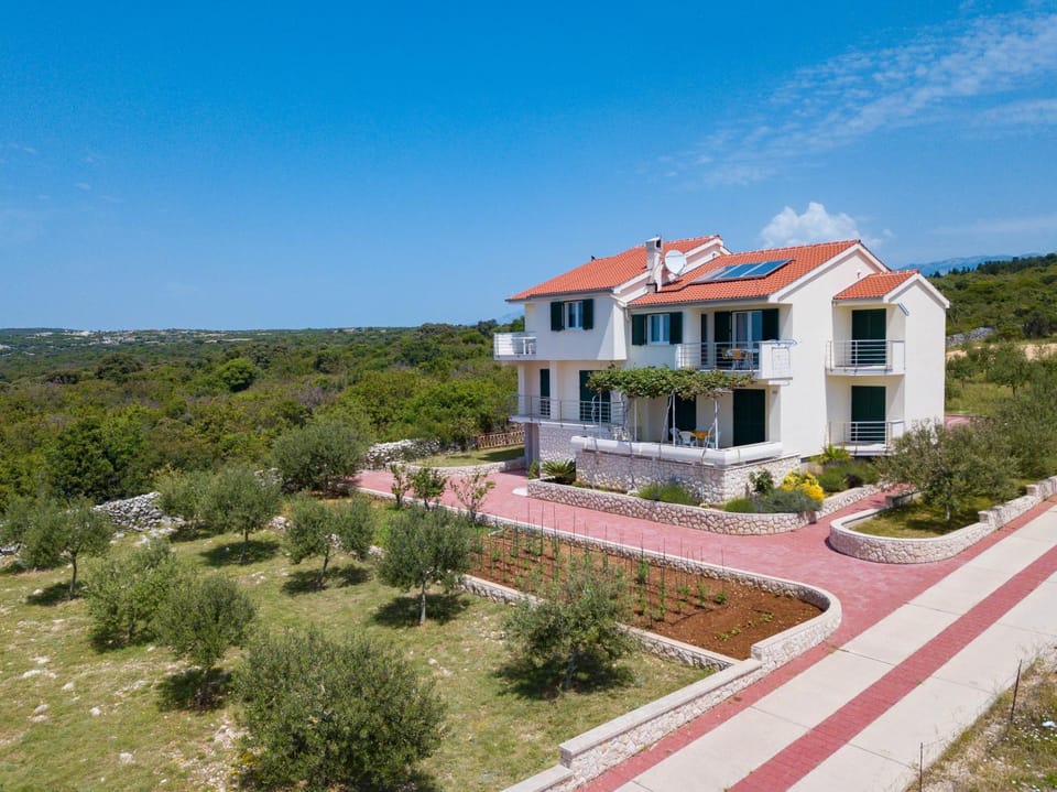 Agata Apartments Apartment in Novalja