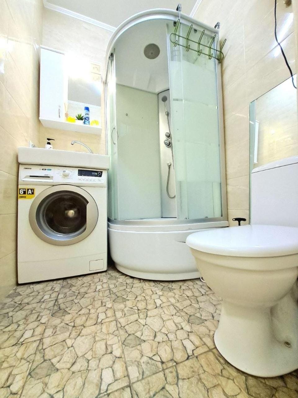 Наука 92 1 кімнатна квартири Apartment in Dnipro