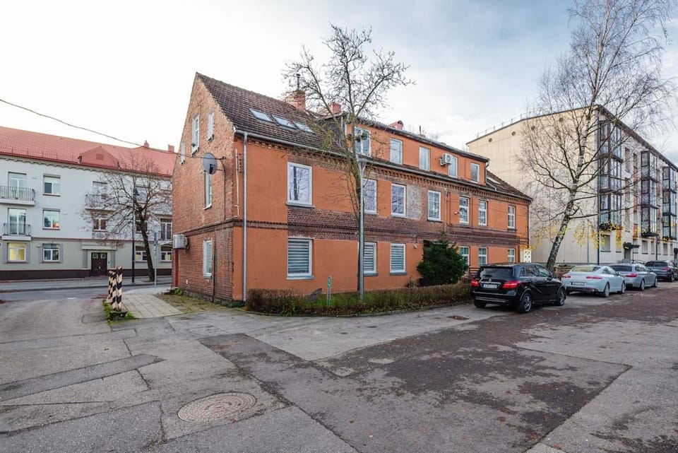 Japandi Inspired Apartment with Free Parking and WiFi Apartment in Klaipėda