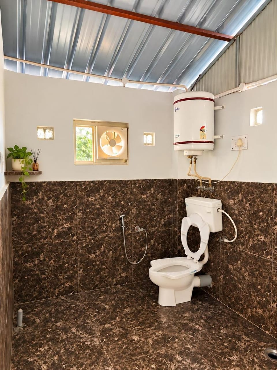 Trika Stays And Cafe Mud House 2 Bir Himachal Pradesh Vacation rental in Himachal Pradesh