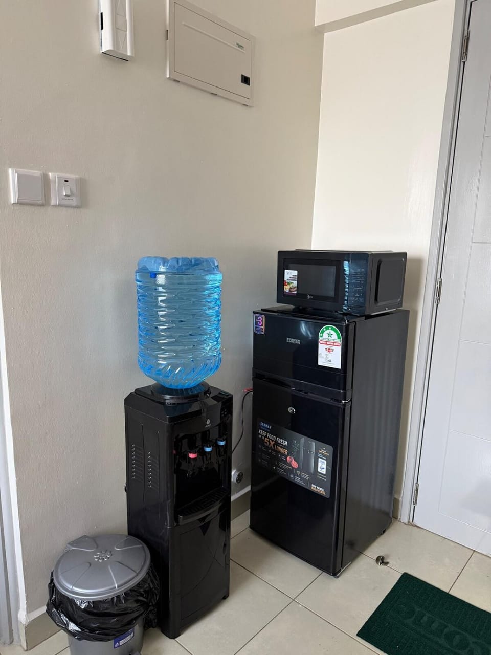 The NaNa House Garden City Mall Apartment in Nairobi County