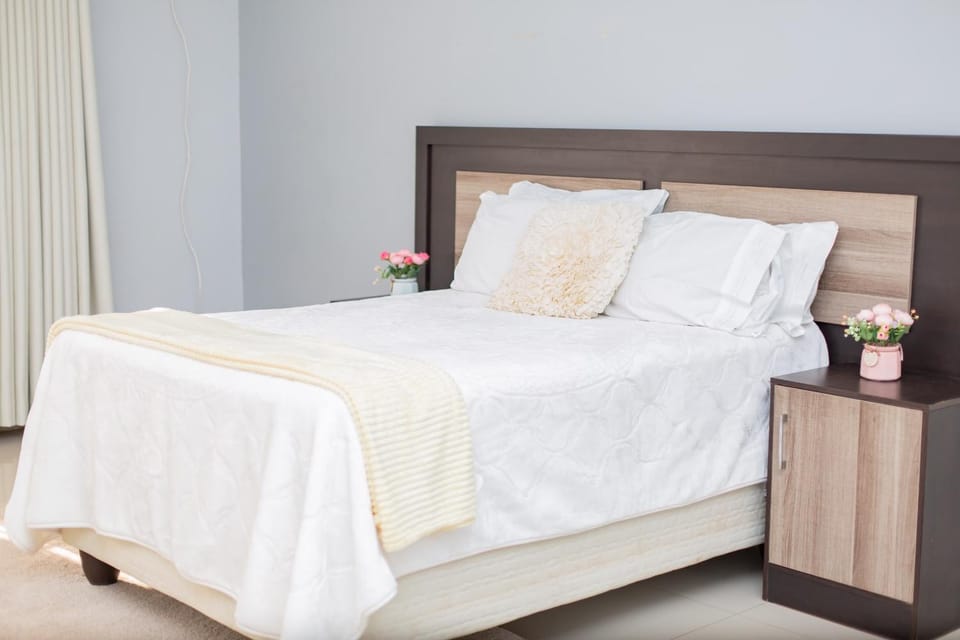 Cozy Guest House Bed and Breakfast in Harare