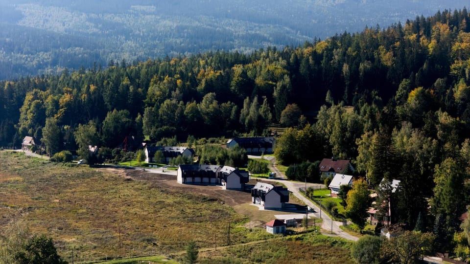 Property building, Neighbourhood, Bird's eye view