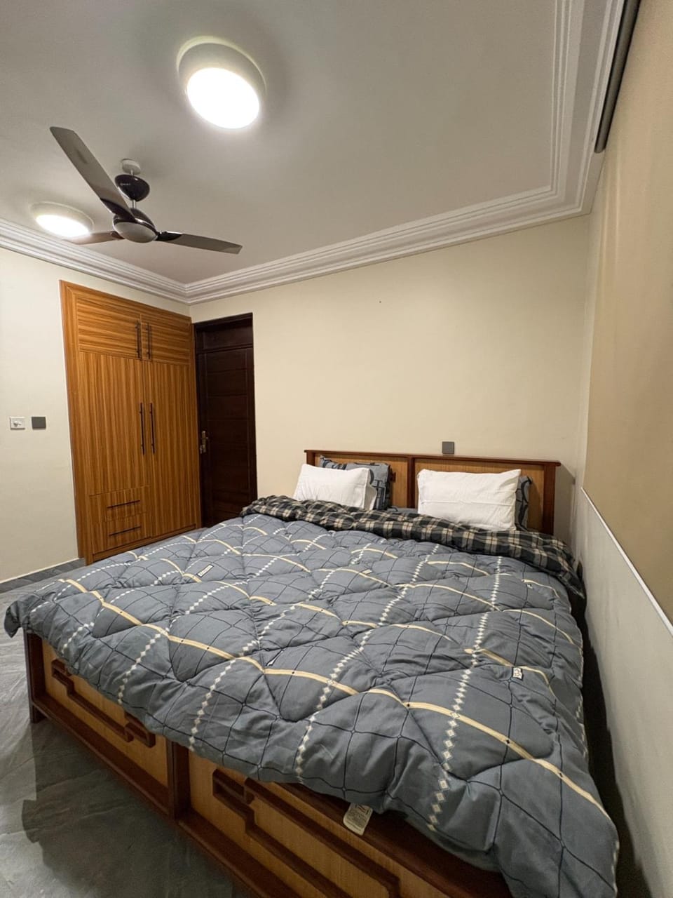 Odeshie loft - Ako-01 Apartment in Kumasi