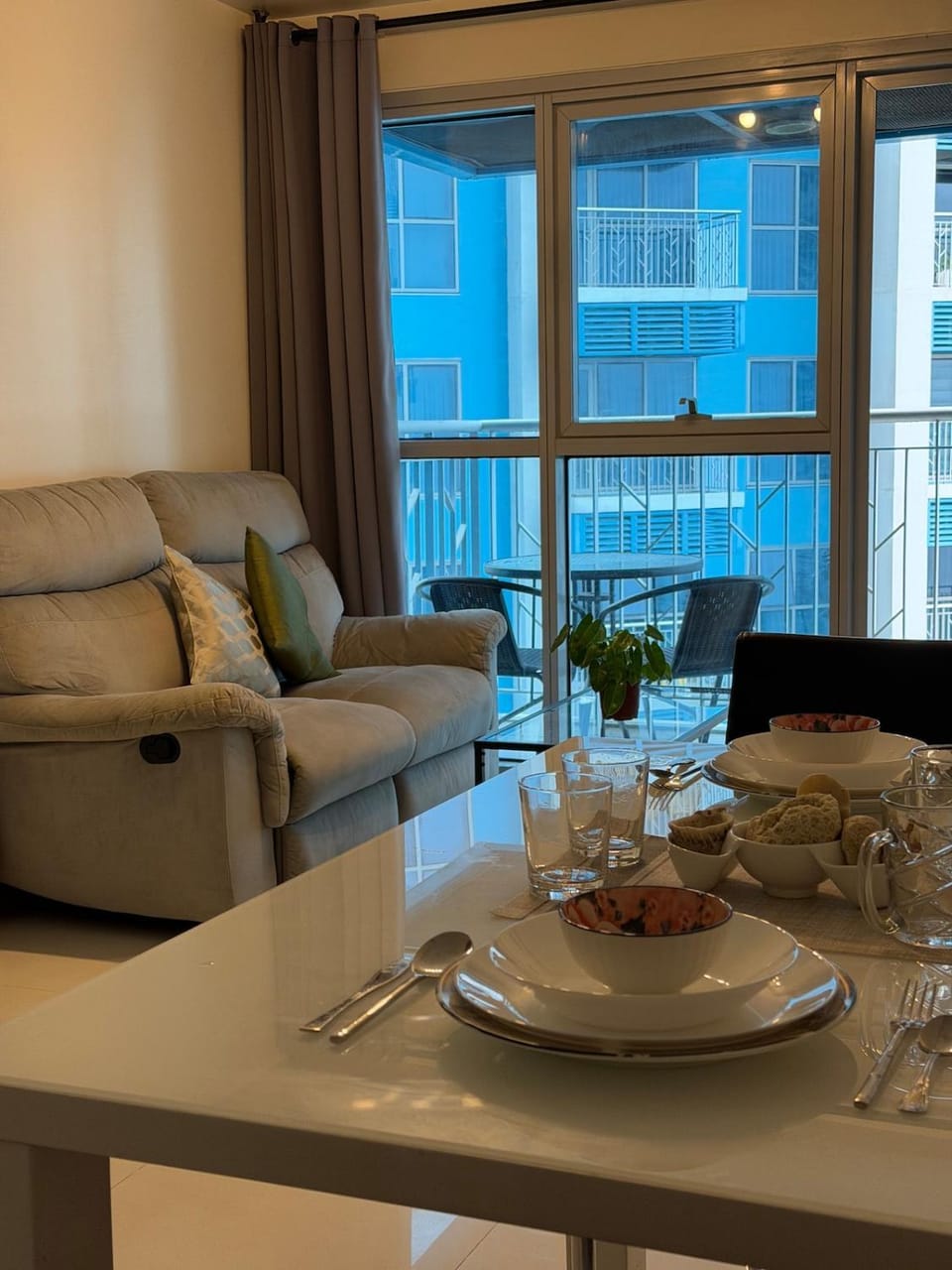 Ocean view & Okada view Modern Suite in Bayshore 2 Apartment in Pasay
