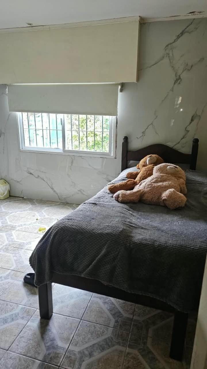 Nany y Mily House in Luján