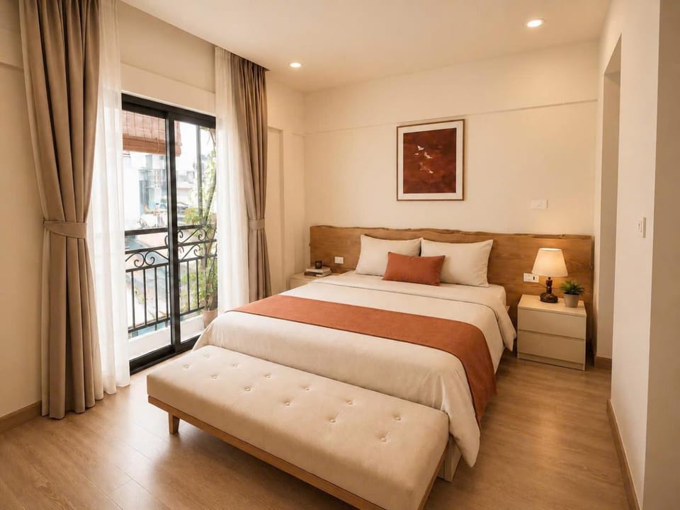 Photo of the whole room, Bedroom