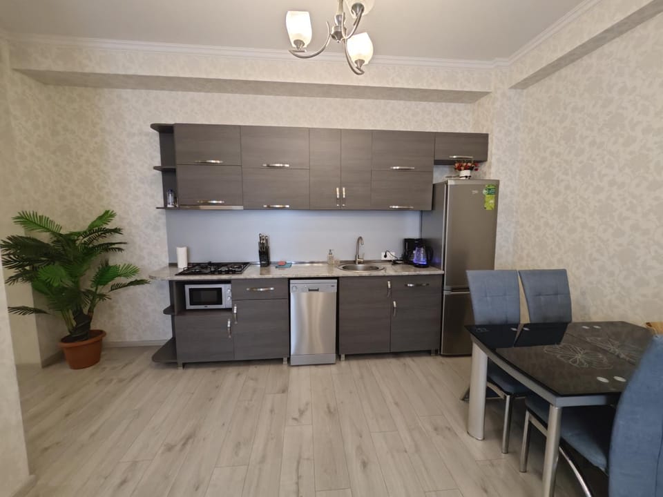 Kitchen or kitchenette, Living room, Seating area, Dining area, dishwasher, pet friendly
