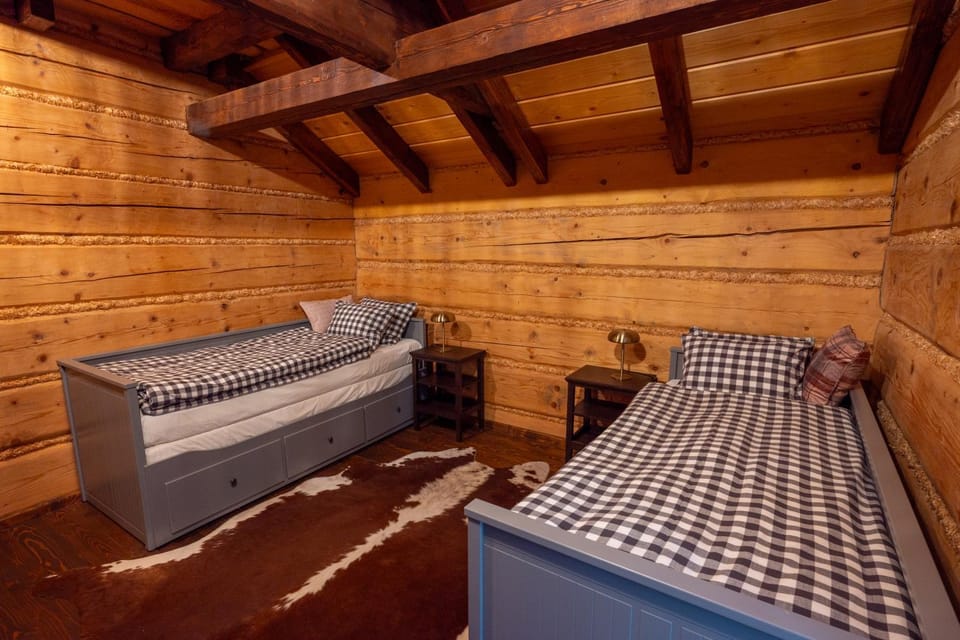 Photo of the whole room, Bedroom, Guests