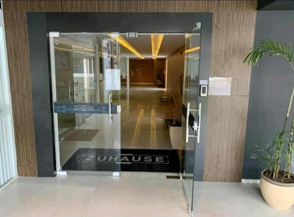 Facade/entrance, acessibility