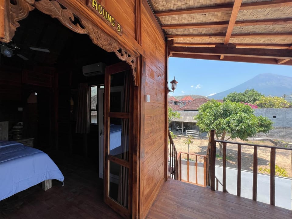 Melasti Mountain Inn Inn in Abang