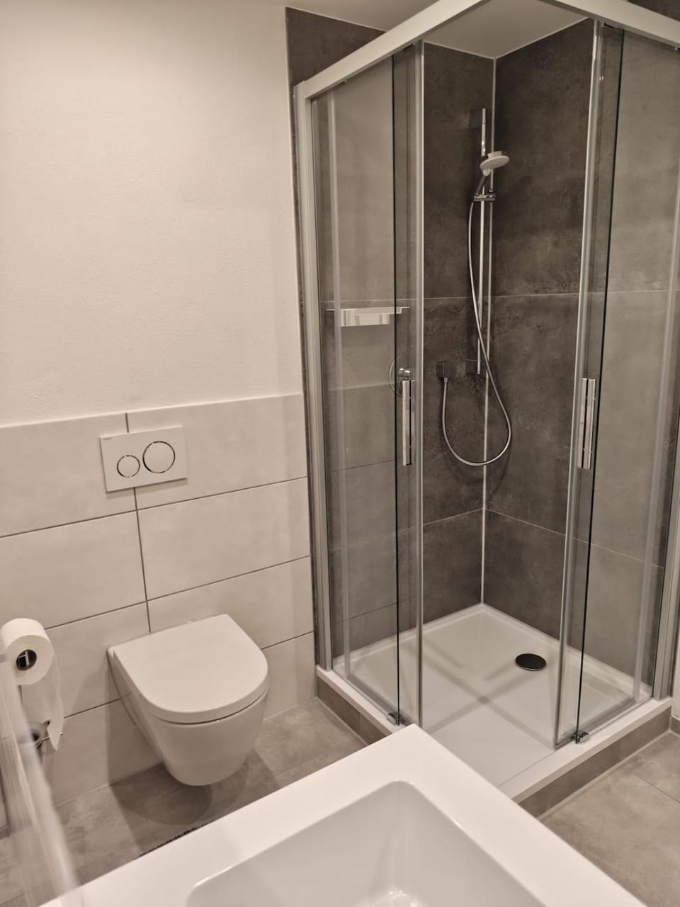 Shower, Toilet, Bathroom