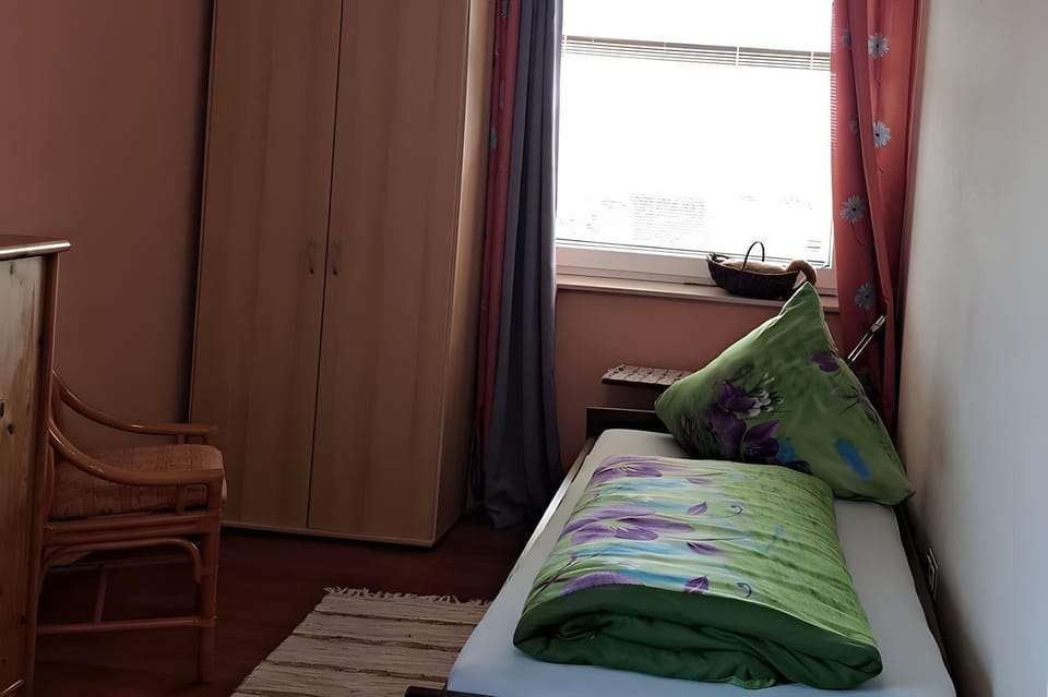 Property building, Living room, Bedroom