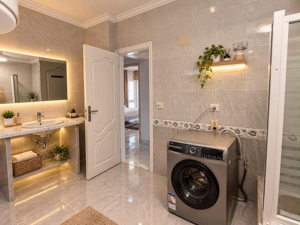 Bathroom, washing machine