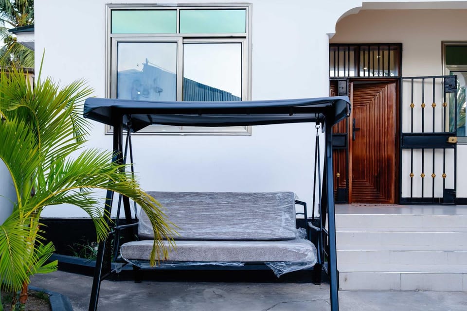 Modern 2BR Home in Msasani Near the Beach Apartment in City of Dar es Salaam