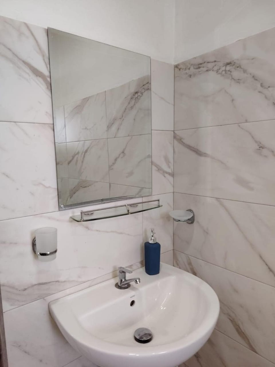 Comfortable Home in Ragama Near Colombo Airport Apartment in Western Province