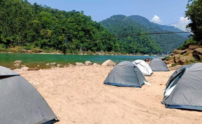 Vicky Riverside Camps - Shnongpdeng Campground/ 
RV Resort in India