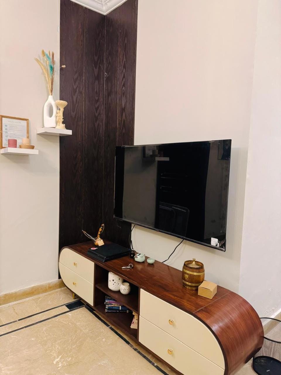 Communal lounge/ TV room, TV and multimedia