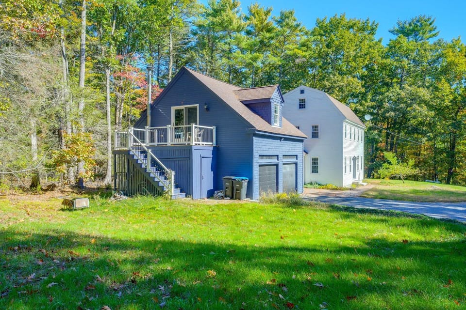 Steps to Hiking Trail! Quaint Studio in Falmouth Apartment in Westbrook