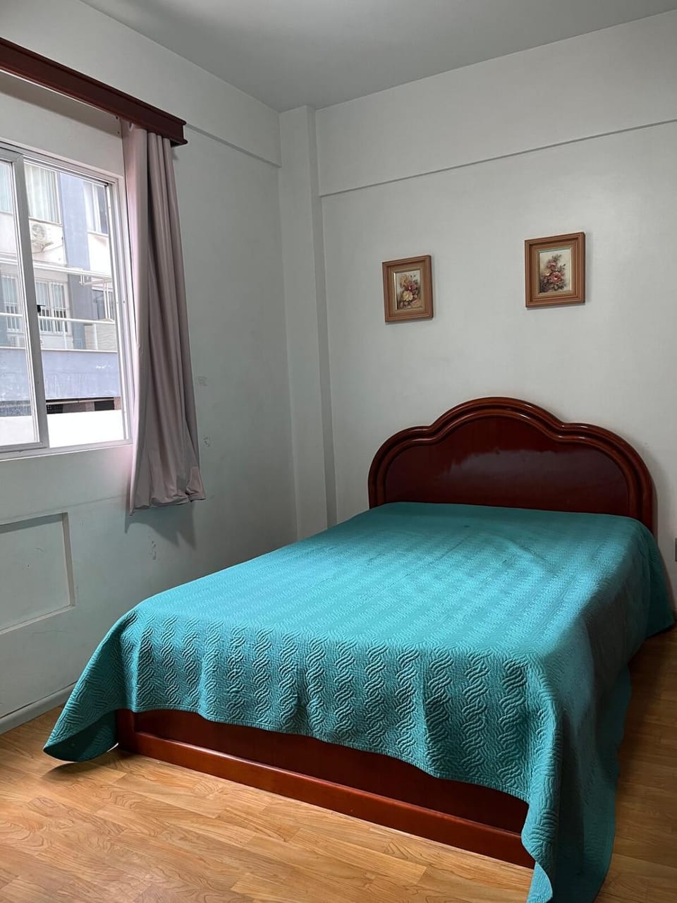3 Bedrooms One Block from the Sea with Balcony and Garage Apartment in Camboriú