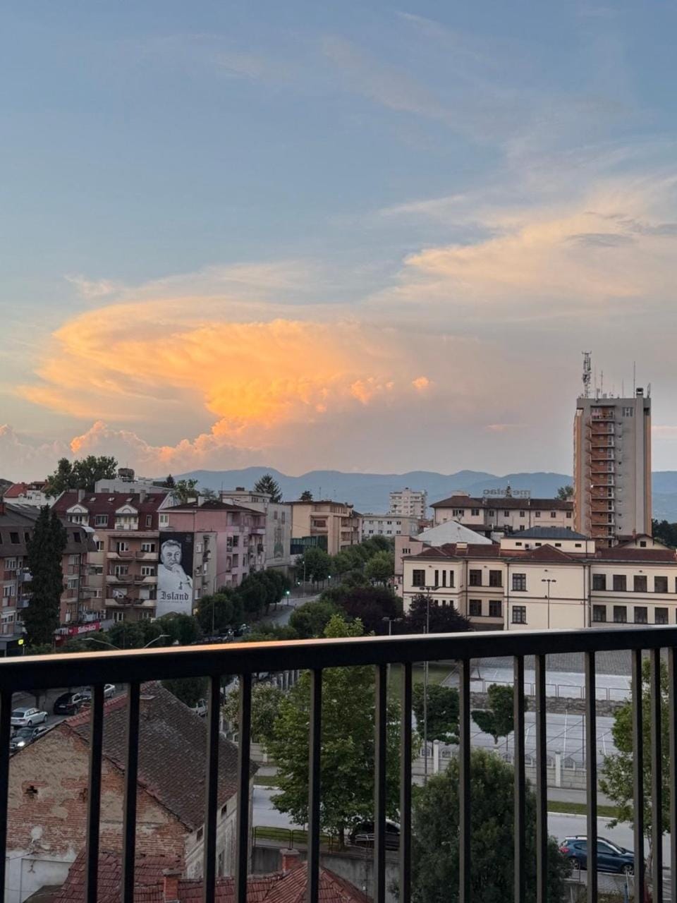 View (from property/room), Balcony/Terrace, City view
