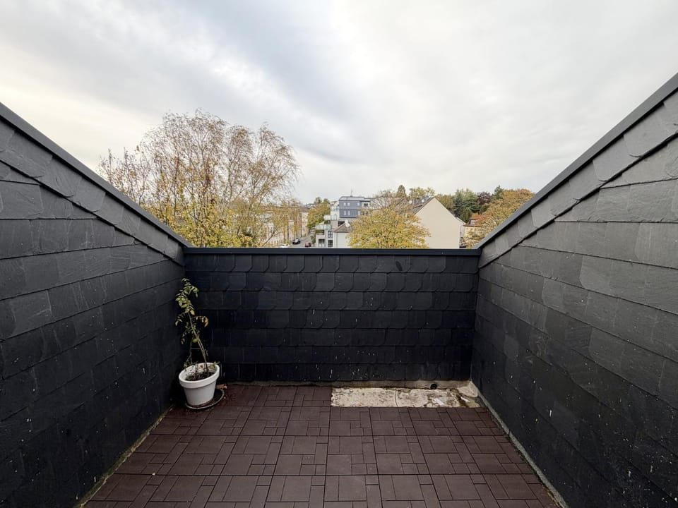 B40 4OG - Apartment for 8 in Solingen Apartment in Wuppertal