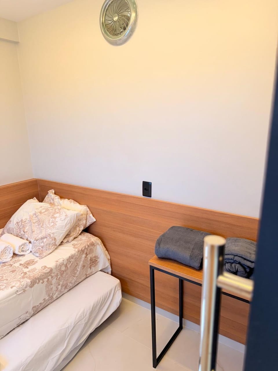 Apê 2 quartos, com piscina, 50m da praia e garagem Apartment in Maceió