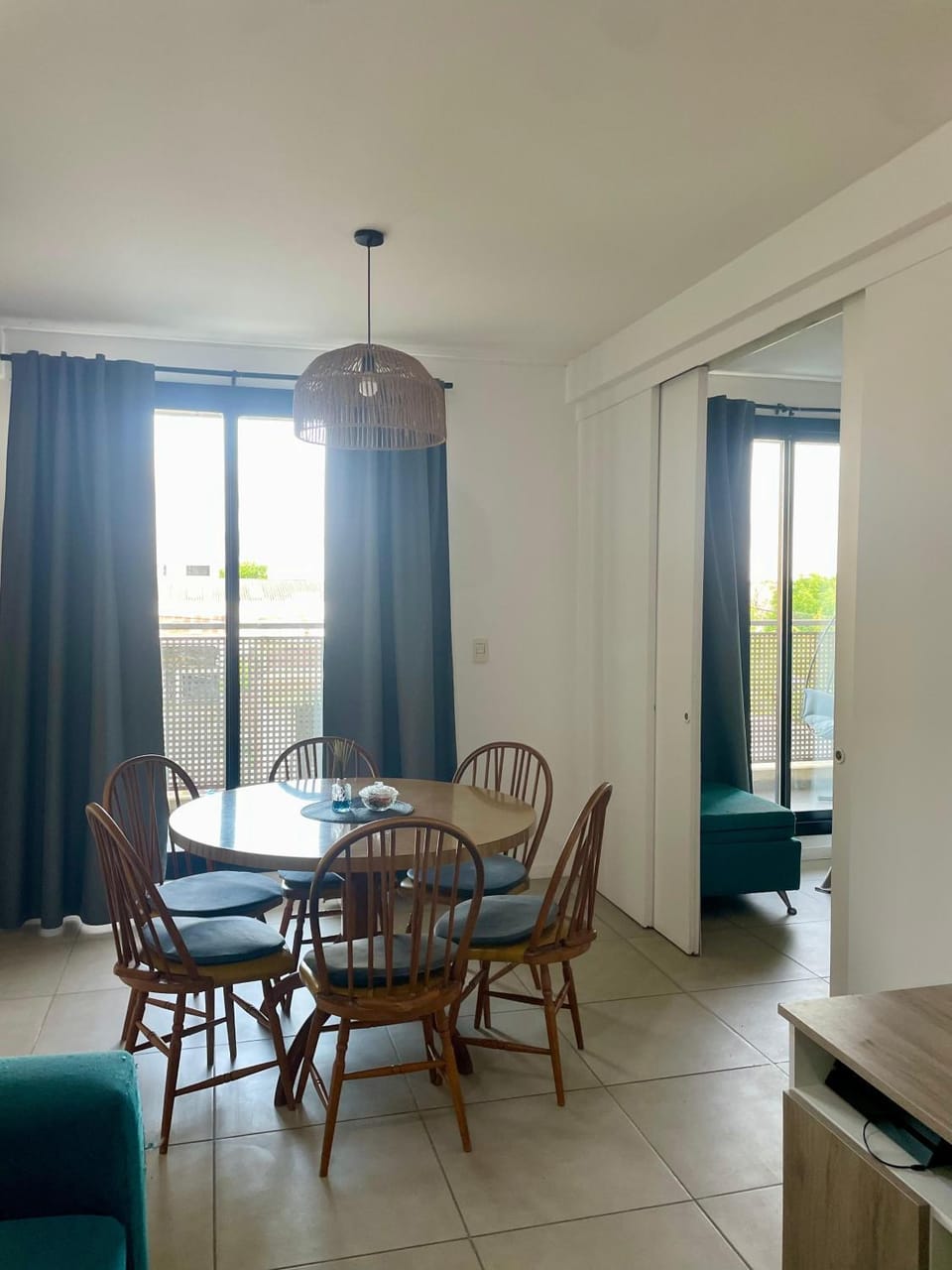 Living room, Dining area