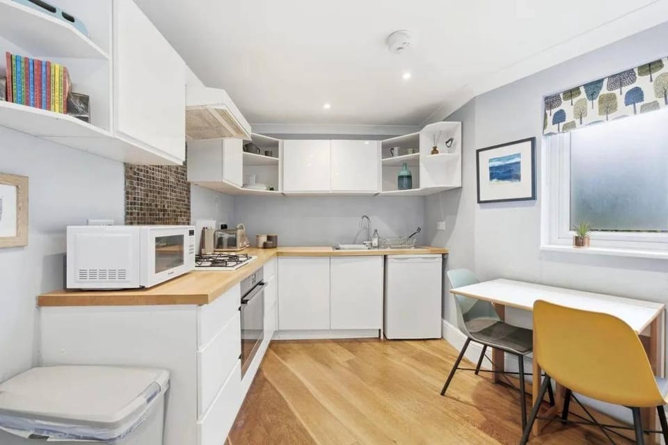 Evelune Copperhaze Urban Chambers Apartment in Cambridge