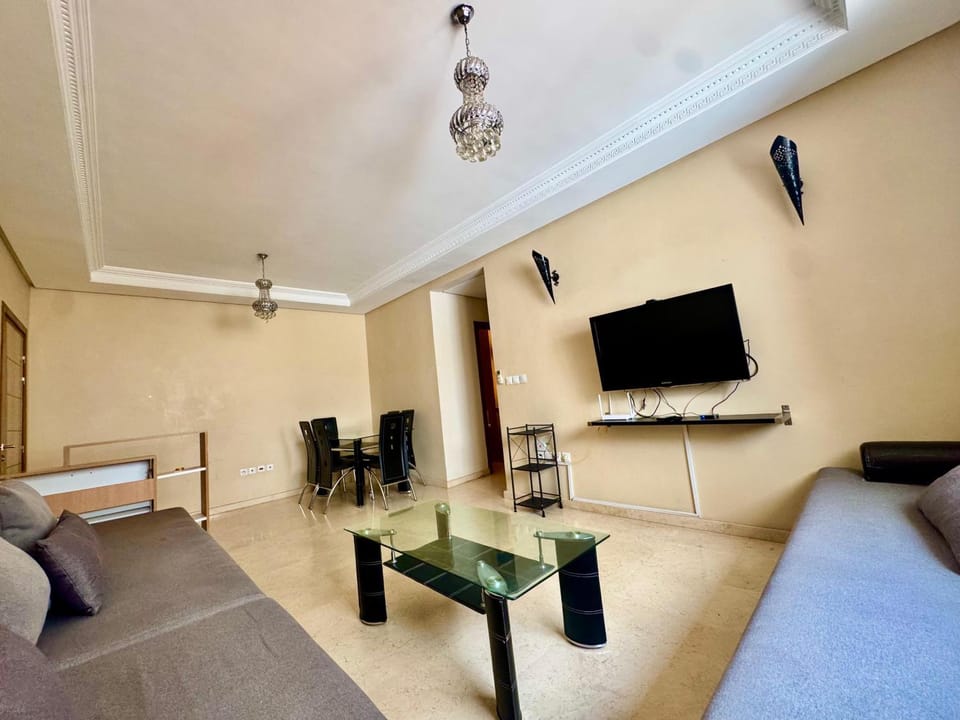 Modern bright apartment close to amenities in Hay mohammadi agadir Apartment in Agadir