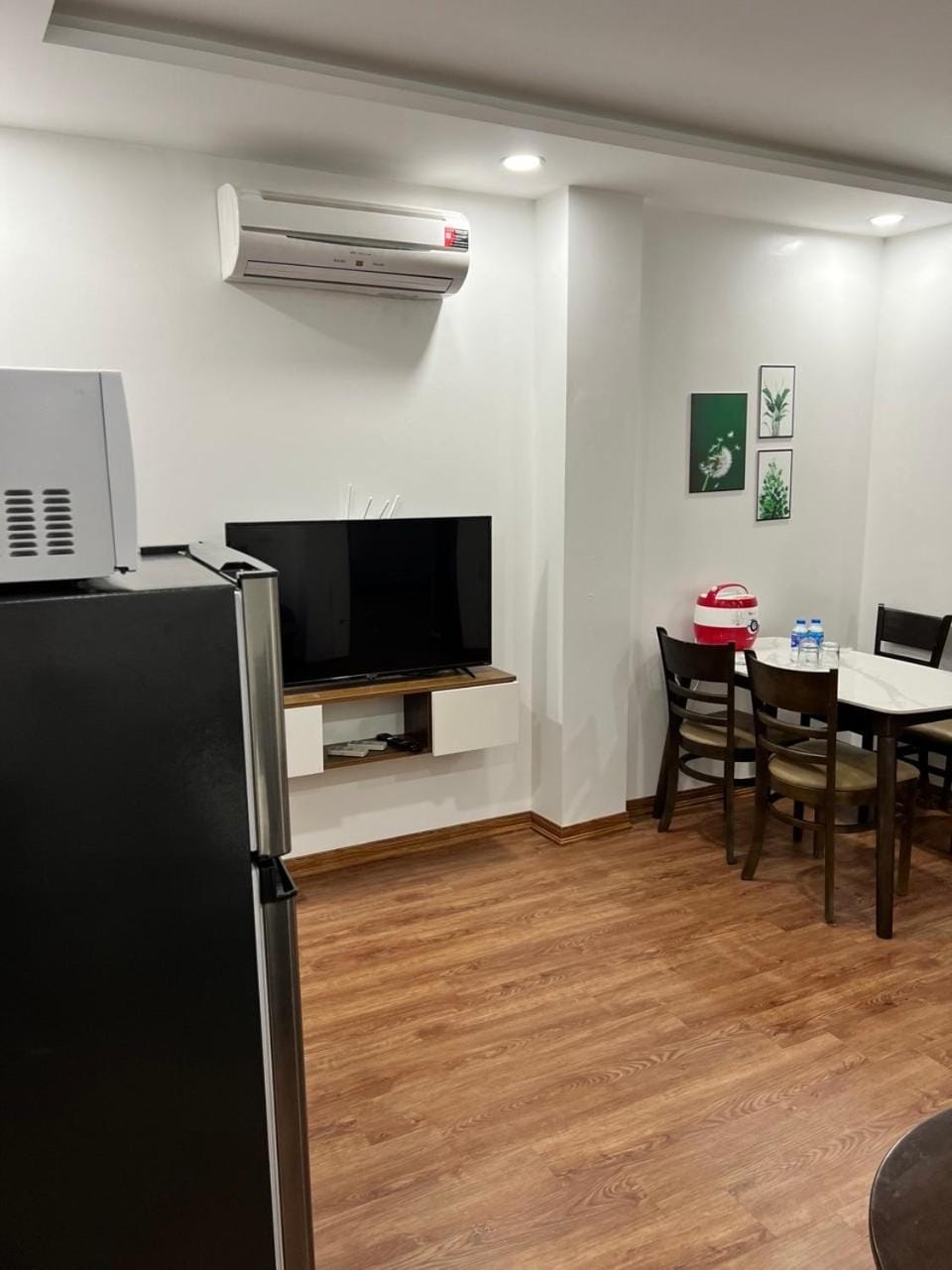 Communal lounge/ TV room, Evening entertainment