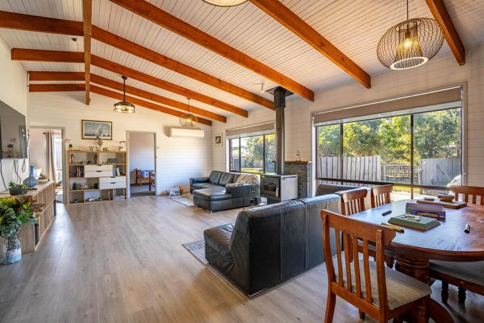 Salt and Fire - Scamander - East Coast Escape House in Scamander